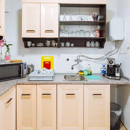 ゲストハウス Emona