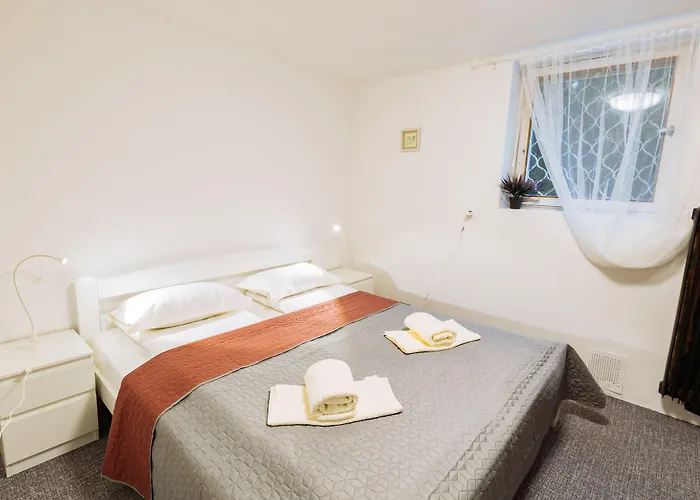 Casa de hóspedes Emona