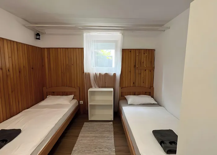 Emona Πανσιόν Λιουμπλιάνα